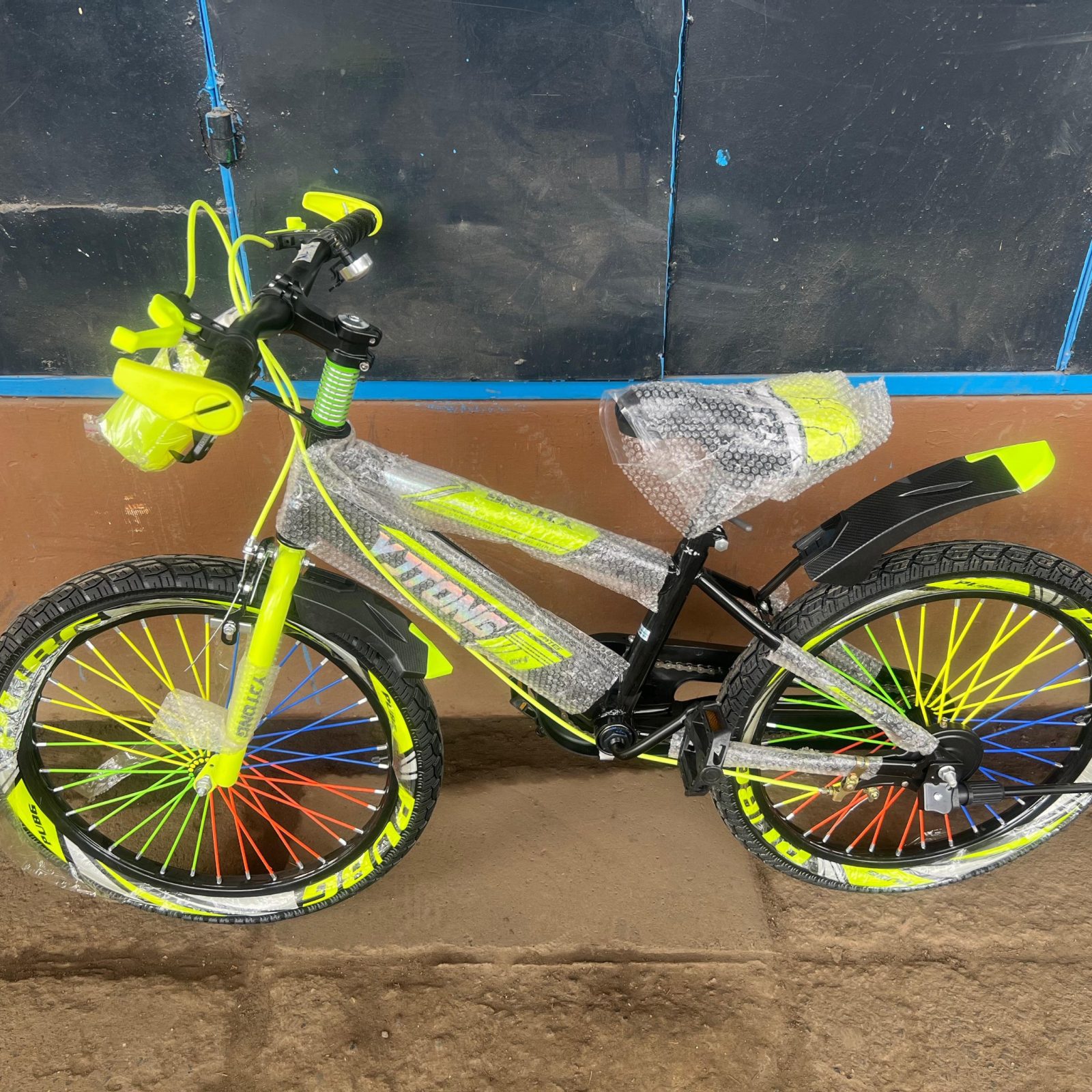 Brand new kids bicycle size 20