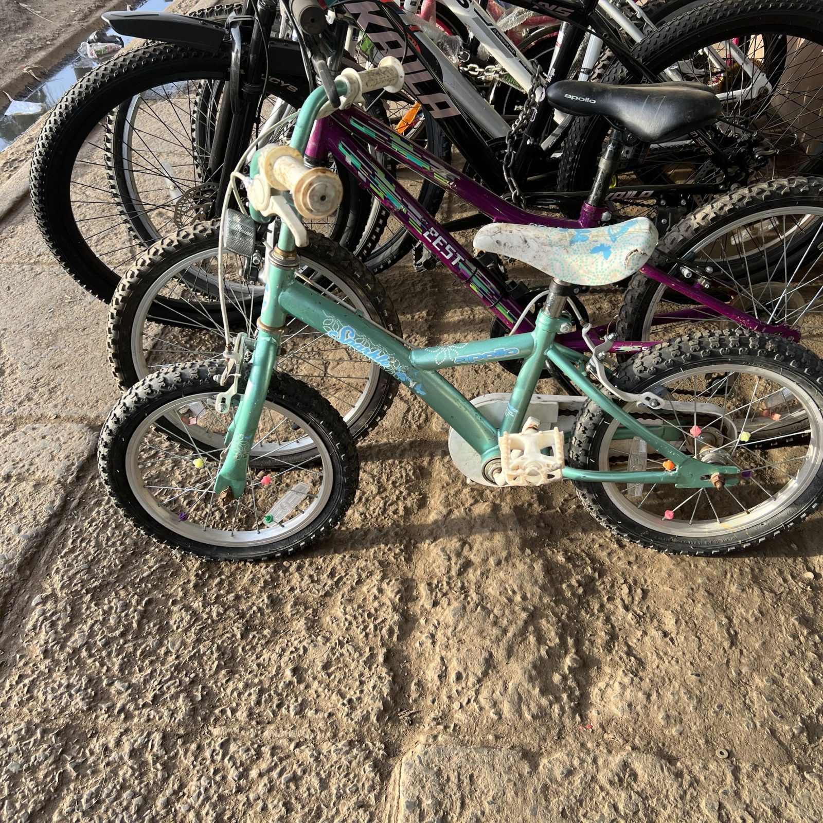 Light green kids bicycle size 16
