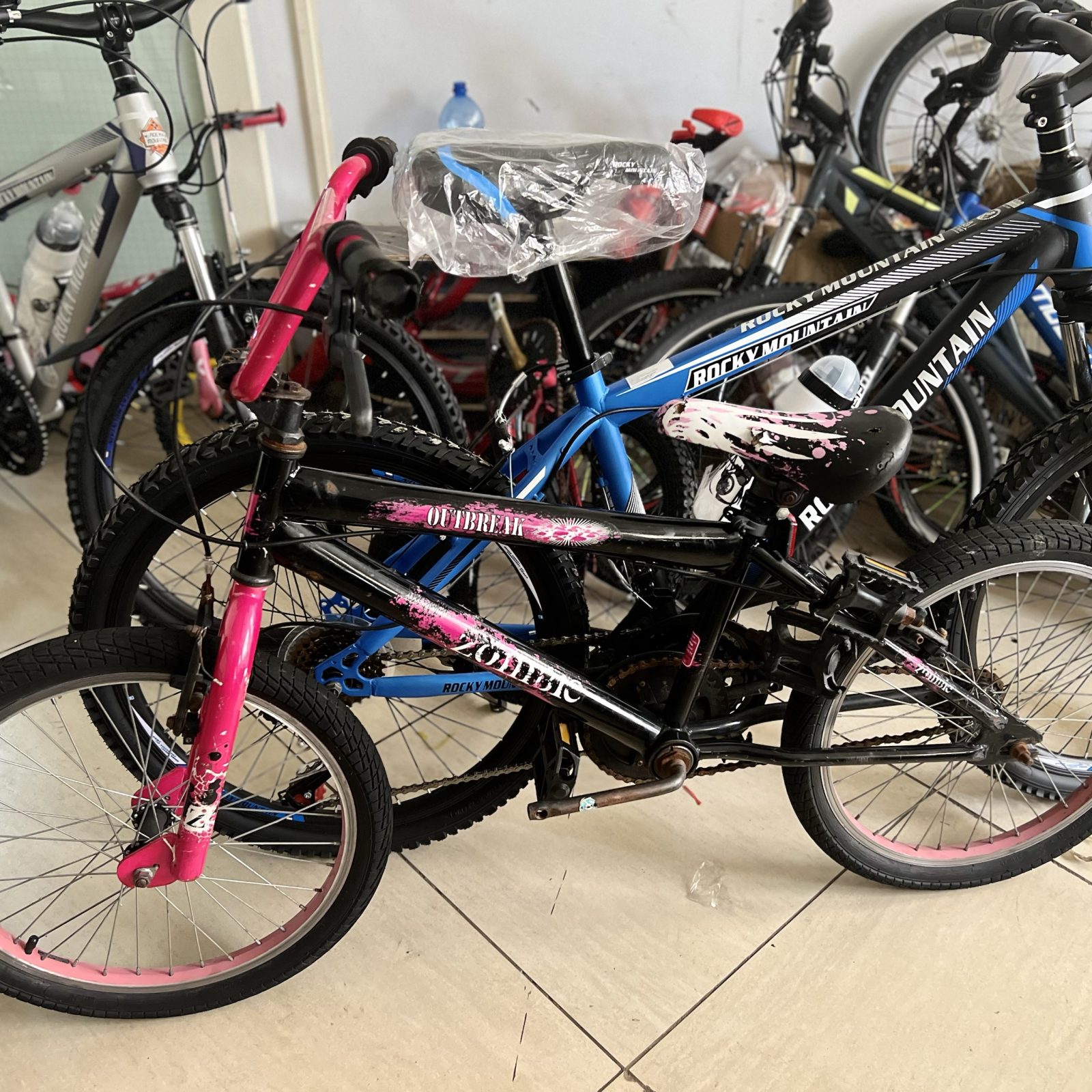 Outbreak bmx